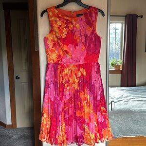 Adrianna Papell beautiful unique dress